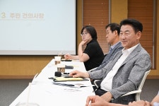 김동근 의정부시장, 송산권역 현장 티타임 진행 | 위키트리 김동근 의정부시장, 송산권역 현장 티타임 진행