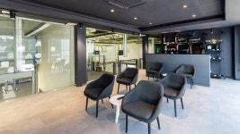 스텔란티스코리아 부산에 최대 규모 서비스 센터 개장 | 위키트리 서비스 불편했다고요? 스텔란티스코리아 부산에 최대 규모 서비스 센터 개장