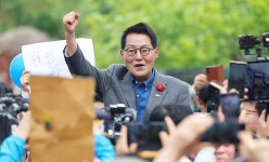 현대자동차 광주서비스센터, 광주시 남구에 이웃돕기 성품 전달 | 위키트리 현대자동차 광주서비스센터, 광주시 남구에 이웃돕기 성품 전달