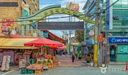 [속보] 부천 제일시장서 1톤 트럭 돌진…5명 심폐소생술 이송 | 위키트리 [속보] 부천 제일시장서 1톤 트럭 돌진…5명 심폐소생술 이송