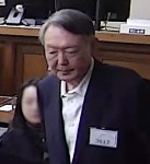 사형 구형에 웃음 짓던 윤 전 대통령, 징역 5년 실형 선고엔 입술 깨물어 | 위키트리 사형 구형에 웃음 짓던 윤 전 대통령, 징역 5년 실형 선고엔... 