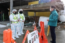고양시 한우 농가 구제역 비상, 경기북부·서울 아우르는 긴급 방역망 가동 | 위키트리 고양시 한우 농가 구제역 비상, 경기북부·서울 아우르는... 