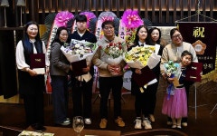 세상에… 코인 노래방서 포착된 신종 빌런, 사진 공개되자마자 누리꾼들 공분 터졌다 (사진) | 위키트리 세상에… 코인 노래방서 포착된 신종 빌런... 