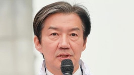 안산 상록수역 소녀상에 일본말하며 침 뱉은 남성들…잡고 보니 한국인이었다 | 위키트리 안산 상록수역 소녀상에 일본말하며 침 뱉은 남성들... 