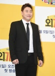 “뇌출혈로 쓰러져 중환자실...” 개그맨 이진호, 갑작스레 전해진 소식 | 위키트리 “뇌출혈로 쓰러져 중환자실...” 개그맨 이진호, 갑작스레... 