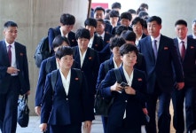 “그분들은 우리가 (북한축구) 이기는 걸 원치 않는 걸까요” | 위키트리 “그분들은 우리가 (북한축구) 이기는 걸 원치 않는 걸까요”