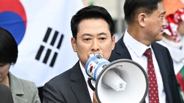 장동혁이 확성기까지 들었는데…잠실 개표소 진입, 이 '1명' 반대로... 장동혁이 확성기까지 들었는데…잠실 개표소 진입, 이 '1명' 반대로 불발됐다