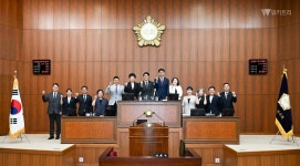 의정부시의회, 제2회 충의공예술제 의장상 수상자 시상 | 위키트리 의정부시의회, 제2회 충의공예술제 의장상 수상자 시상