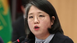 용혜인 의원직 사퇴 거부에 뿔난 국힘…“11억 지키려고”·“남편 때문” 저격 | 위키트리 용혜인 의원직 사퇴 거부에 뿔난 국힘…“11억... 