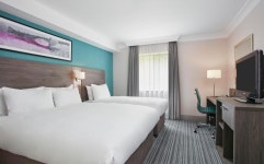 Jurys Inn East Midlands Airport (on-site), Castle Donington – Updated 2021 Prices ★★★★ Jurys Inn East Midlands Airport... 