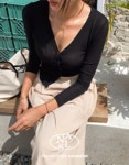 나나살롱 [MADE] 비비드 텐셀 브이넥 CARDIGAN