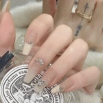 팁톡 달콤한 화이트 네일팁