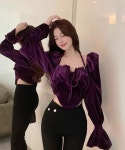 캣스트릿 무료배송 새틴벨벳 오프숄더 블라우스 (블랙,퍼플)