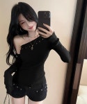 어썸클로젯 핫픽스 크로스 슬림 니트 원숄더 오픈 유니크 긴팔 티셔츠
