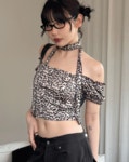 유나제이 디안나 레오파드 탑