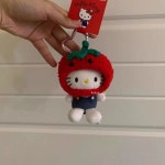 마르테르 헬로키티 키링 토마토 키링 키티 인형 키홀더 캐릭터인형 자동차 가방고리 열쇠고리