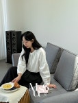 뮤즈12 [Muse12] 브리유 자수 블라우스