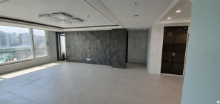 인테리어가 쉬워지는 방법, 집닥 거실의 아트월로 분위기가 달라진 46평 아파트