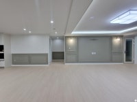 인테리어가 쉬워지는 방법, 집닥 웨인스코팅의  클래식한 인테리어 수성태영데시앙 43평 리모델링 시공 후기