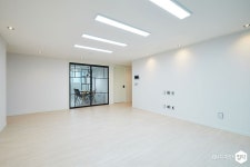 인테리어가 쉬워지는 방법, 집닥 화이트&블랙의 기품이 녹아 있는 집