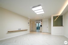 경기 부천시 소사본동 풍림아파트 화이트 컬러의 심플함과 간접조명으로 포인트를 준 33평 아파트 인테리어  간편안심인테리어 집닥 화이트... 