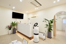 인테리어가 쉬워지는 방법, 집닥 골드 컬러의 고급스러운 조화, 20평 뷰티샵 인테리어