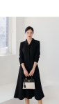 다메드 숄카라 벨트 플레어 원피스 - 시크라인 다메드 숄카라 벨트 플레어 원피스