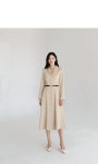 다메드 숄카라 벨트 플레어 원피스 - 시크라인 다메드 숄카라 벨트 플레어 원피스