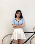 츄(chuu) | 제이인 배색 cardigan 츄(Chuu), Nice to meet chuu ;)