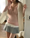 클라우드이모션 [ 솜다 PICK / 365 시리즈 ] WOOL 피치 벨라 버튼 TOP