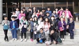 경기도 어린이의회 | 견학하고 싶어요! | 견학앨범 경기도 어린이의회