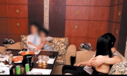강남 텐프로 사진이라는데.... - 자유게시판 - 코인판