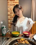 고기먹으러간 신재은 - 자유게시판 - 코인판