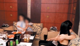 형들 이거 강남 텐프로 사진이라던데 진짜 이렇게 놀아? - 자유게시판 - 코인판