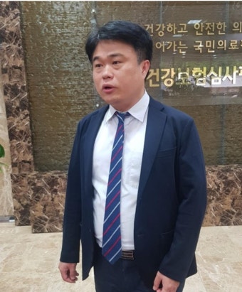 [타협없다ㅋ] 정부 내년 2025년부터 의대 입학정원 2000명 늘린다~ - 정치/시사 - 코인판
