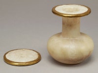Bottle and lid naming Thutmose III - New Kingdom - The Metropolitan Museum of Art