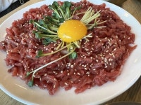 晋州ユッケ ４号店｜仁寺洞・鐘路(ソウル)のグルメ・レストラン｜韓国旅行「コネスト」 晋州ユッケ ４号店｜仁寺洞・鐘路(ソウル)のグルメ... 