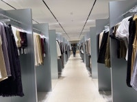 nyu nyu WEAR 新堂店｜東大門(ソウル)のショッピング店｜韓国旅行「コネスト」 nyu nyu WEAR 新堂店｜東大門(ソウル)のショッピング店