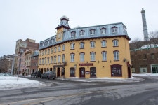 오 아브르 유르방-펜트하우스 드 라 트루아지엠, Vieux-Limoilou (2024-12-31~2025-01-01, 1박, 2인) 오 아브르 유르방-펜트하우스 드 라... 