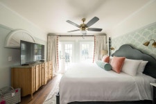Surf Dweller104 by Alicia Hollis Rentals Open 11/6-12/15, 포트월턴비치 (2025-01-24~2025-01-25, 1박, 2인) Surf Dweller104 by... 