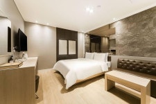 사상구지역 호텔 목록입니다. (2024-06-10~2024-06-11, 1박, 2인) 네이버 호텔