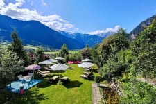 Vacation apartment Pension Eberharter Mayrhofen, centrally but quietly located, 마이어호펜 (2025-01-20~2025-01-21, 1박, 2인)... 