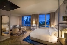 8 Rooms, Up To 19 Persons, Luxuriously Furnished, Iris8, 템펠호프 (2024-06-25~2024-06-26, 1박, 2인) 8 Rooms, Up To 19 Persons... 