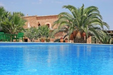 인카지역 호텔 목록입니다.