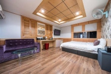 팝콘 호스텔 남포 2호점, 중구 (2024-06-12~2024-06-13, 1박, 2인) 팝콘 호스텔 남포 2호점, 대한민국