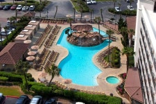 Dog-friendly vibrant home with entertainment systems, fireplaces... 2인) Dog-friendly vibrant home with entertainment systems... 