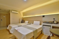 광주지역 호텔 목록입니다. (2024-07-10~2024-07-11, 1박, 2인) 광주지역 호텔 목록입니다.