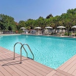 베니스 호텔 캠핑 푸지나 - 스카이스캐너