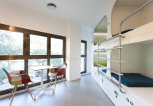 바르셀로나 호텔 드림 큐브 호스텔 - 스카이스캐너