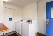 밴쿠버 호텔 모텔 6 벤쿠버 - 스카이스캐너